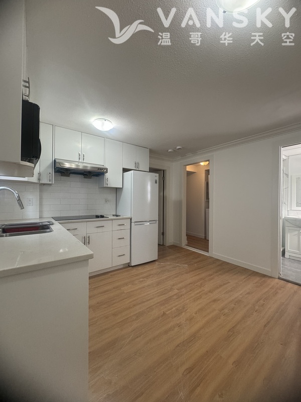 全新装修2房2卫1厅