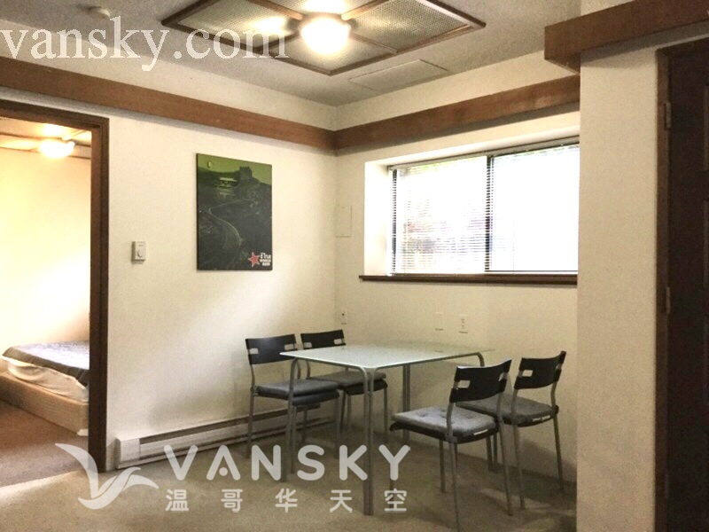 北本拿比近SFU、FIC、CC、天车站及Bus站，独立出入套房出租