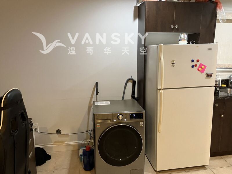 楼下平地一房一厅厨卫独立出租