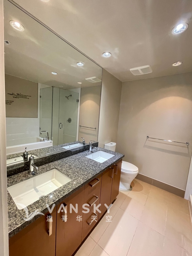 高貴林市中心兩室兩衛高層公寓出租