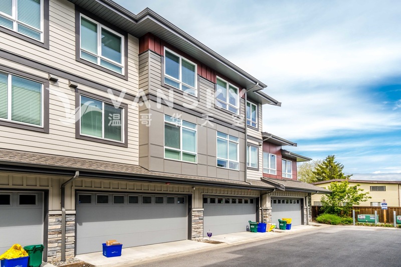 列治文townhouse四卧四卫