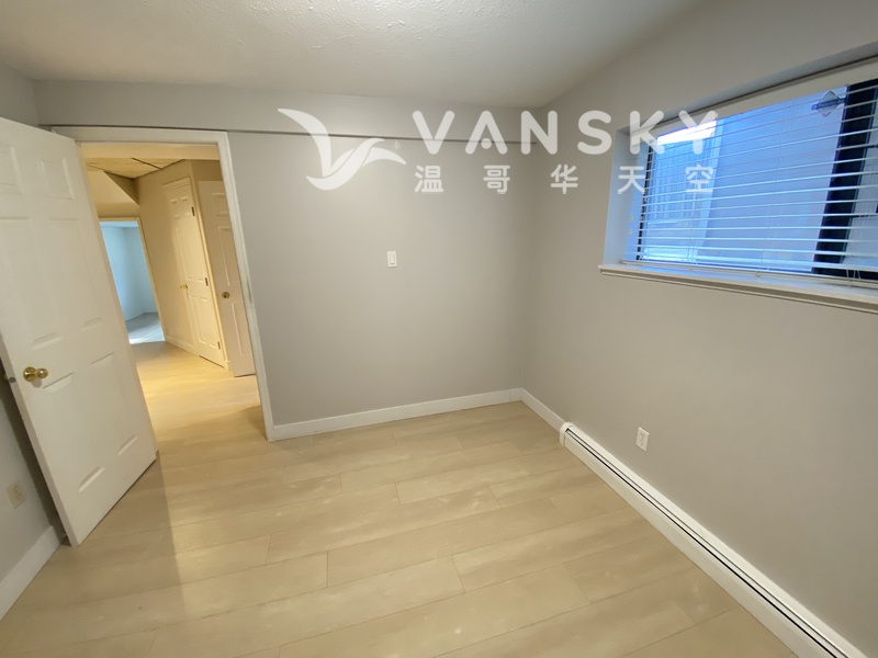 本拿比 三房一厅出租