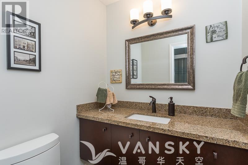 卖橱柜台面柜子全部800,浴室推拉玻璃门 $80