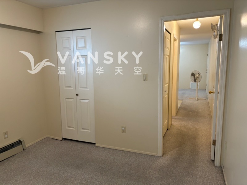 溫東49街夾Bruce平地房出租