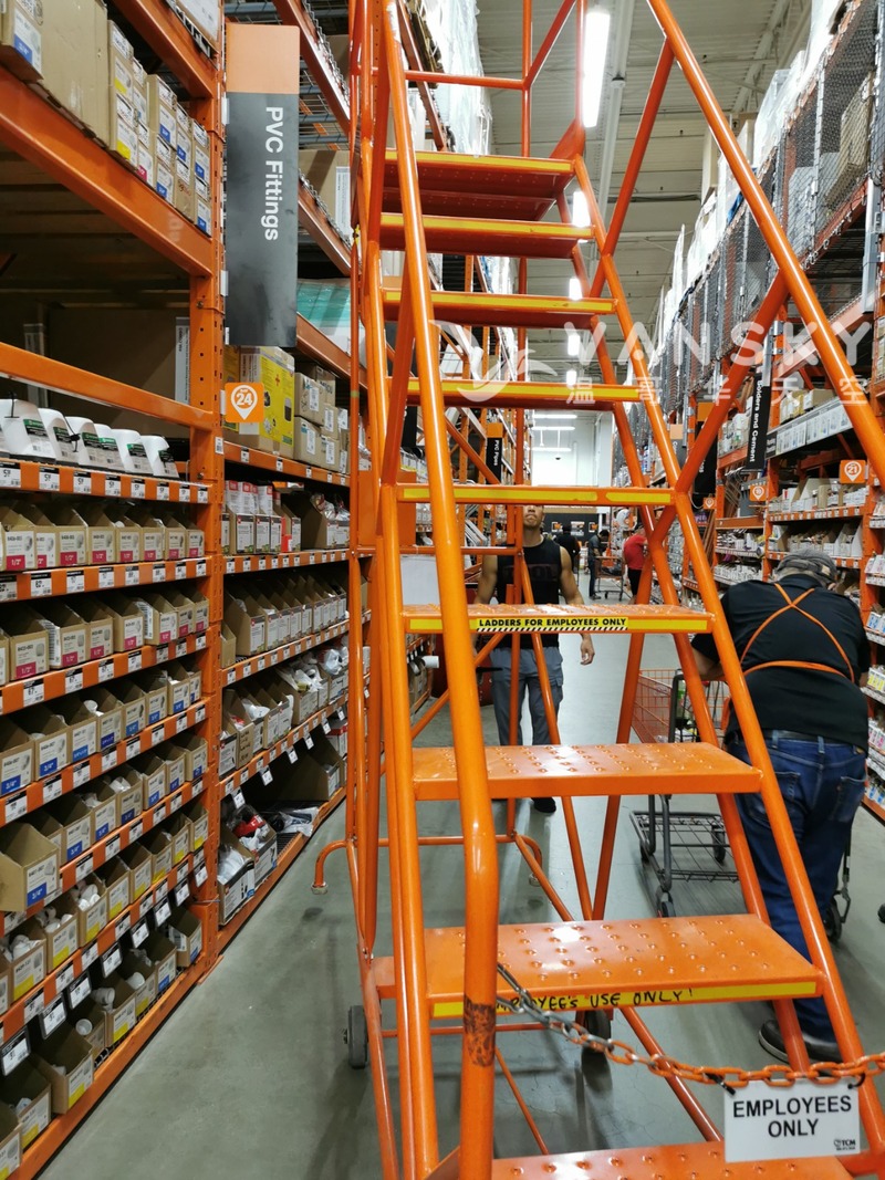 转让全新多用途移动楼梯-