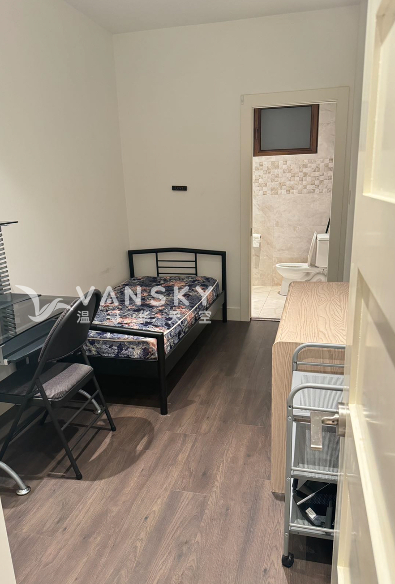 温哥华西60夹Arbutus新单套房出租