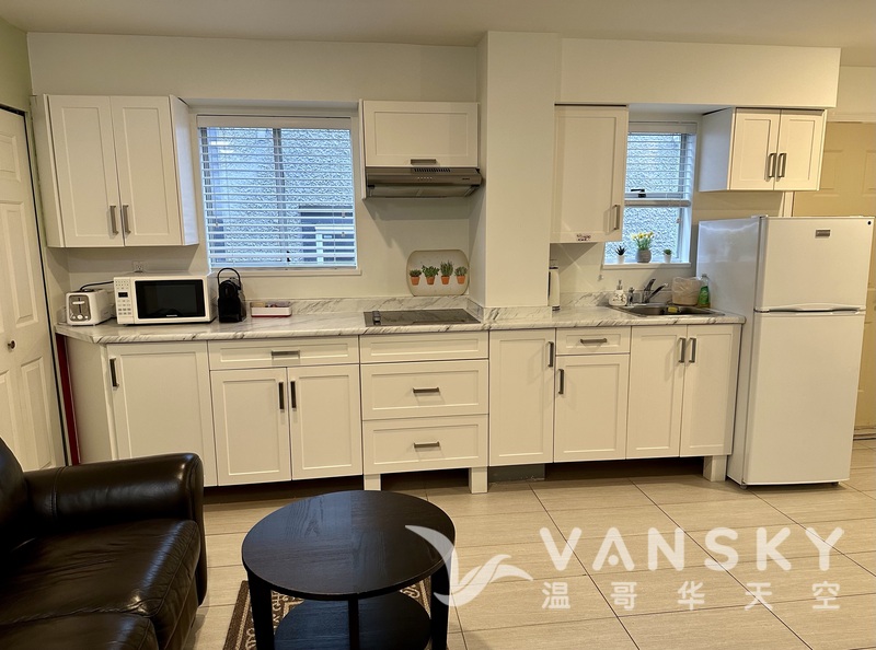 两房一厅近41街独立出入