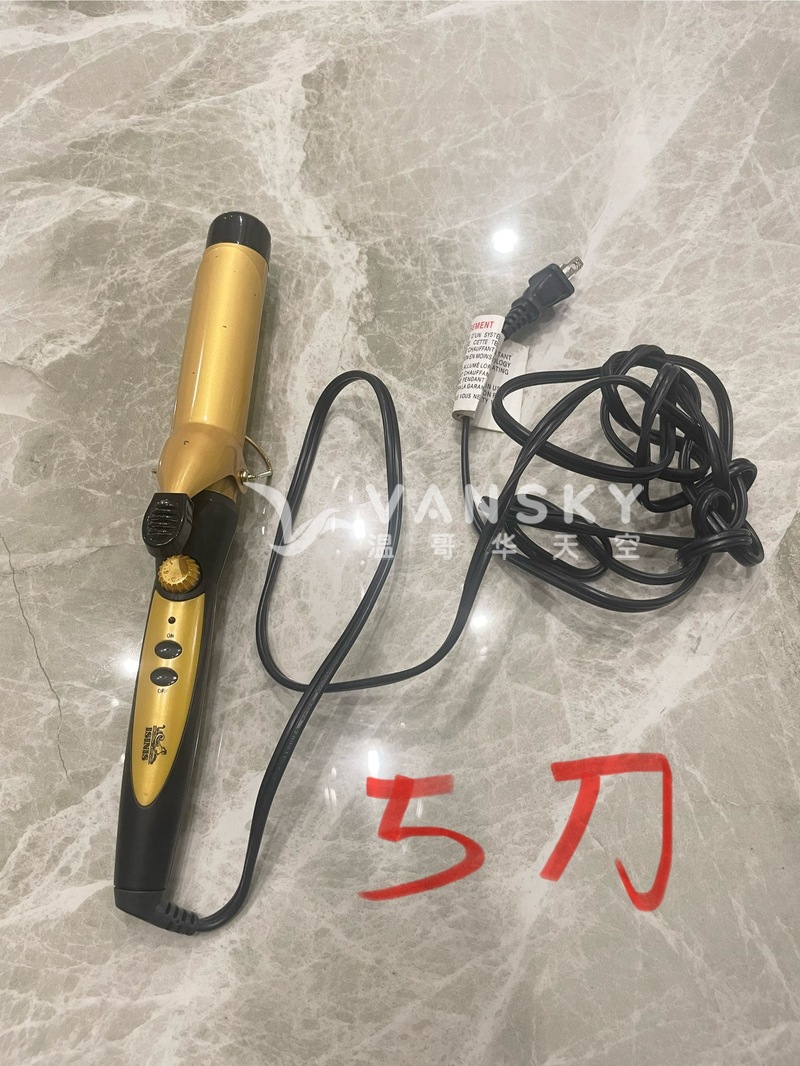 加国留子速逃回国 出出出