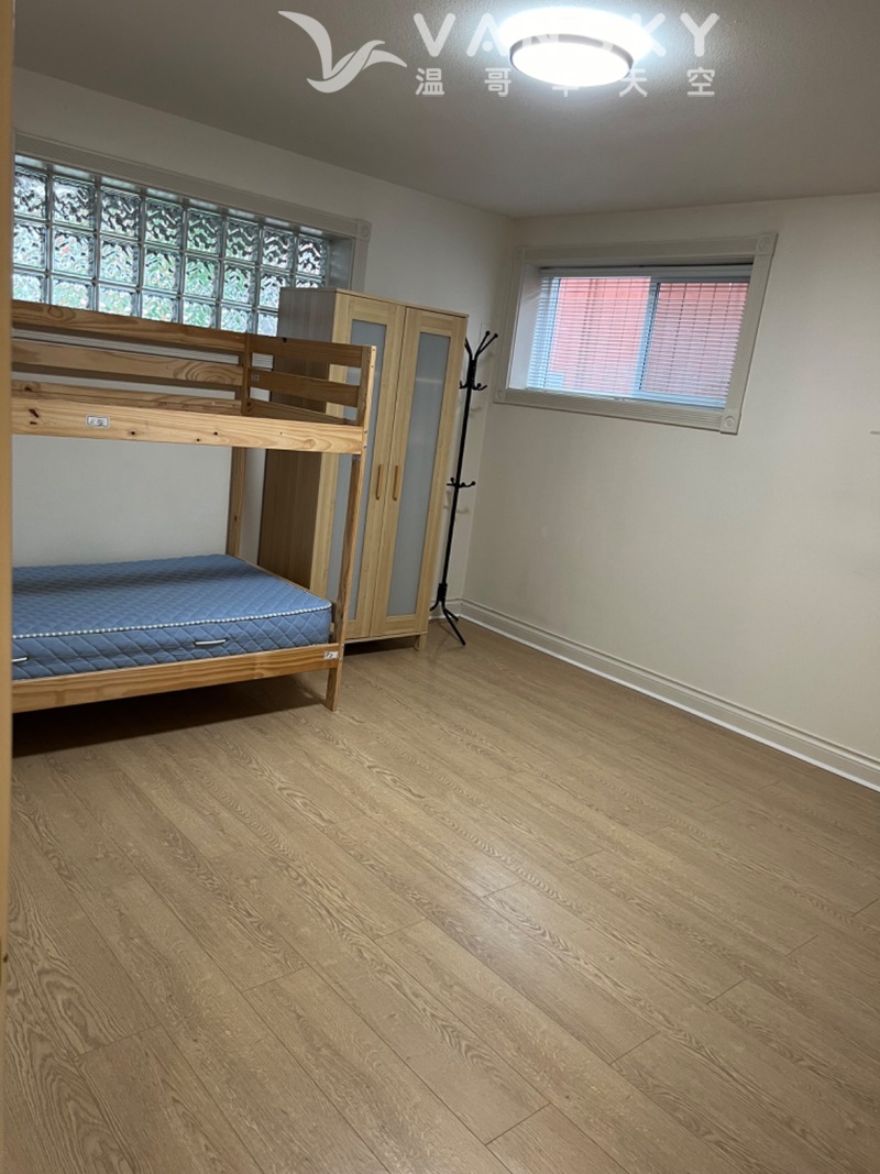 独立屋地下室2️⃣房1厅出租