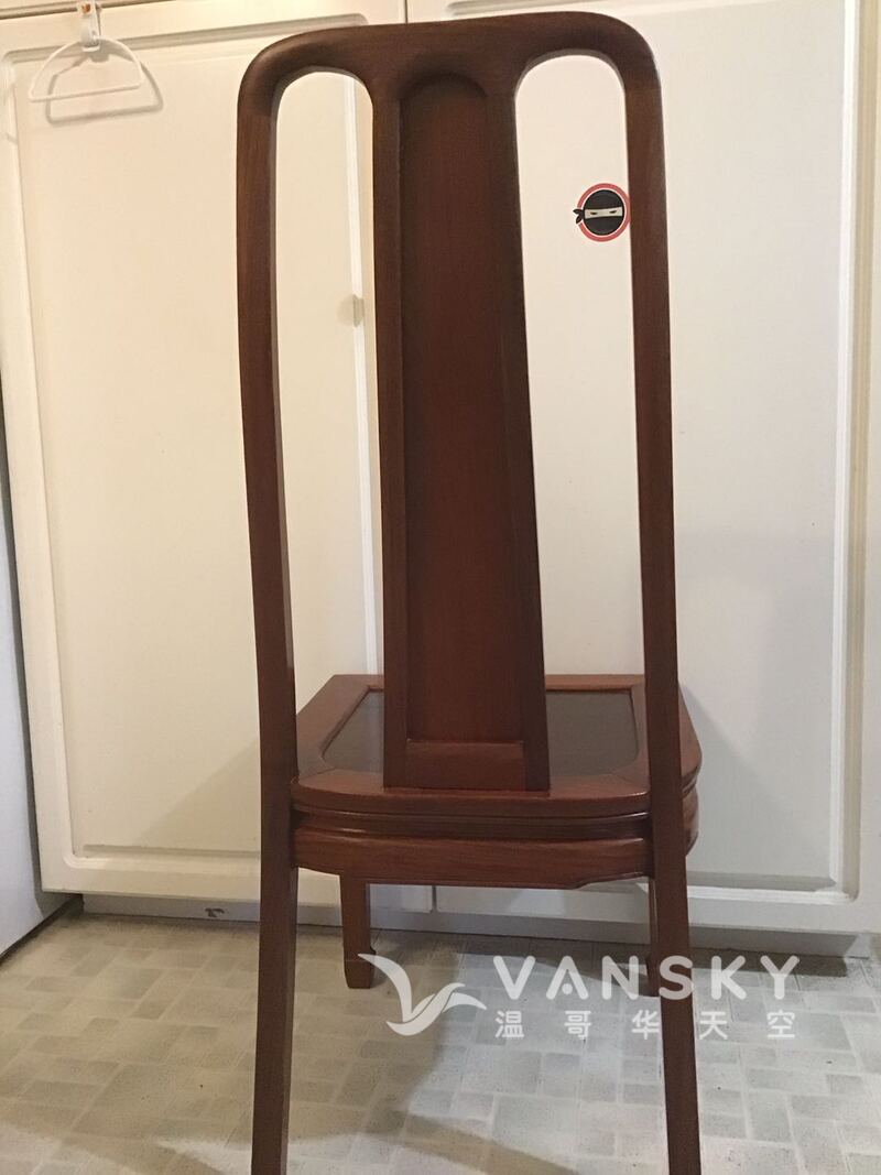 红木高靠背椅，很重 $50。