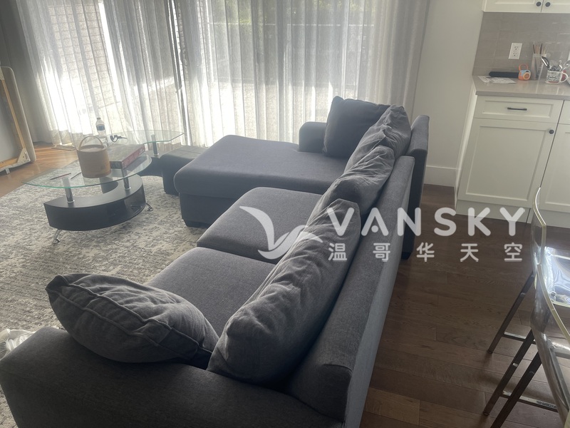 组合沙发8成新因搬家免费送