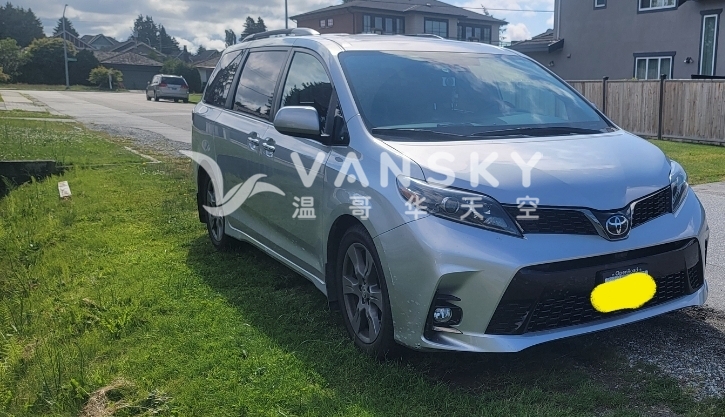 2020丰田塞纳运动版带电视8座