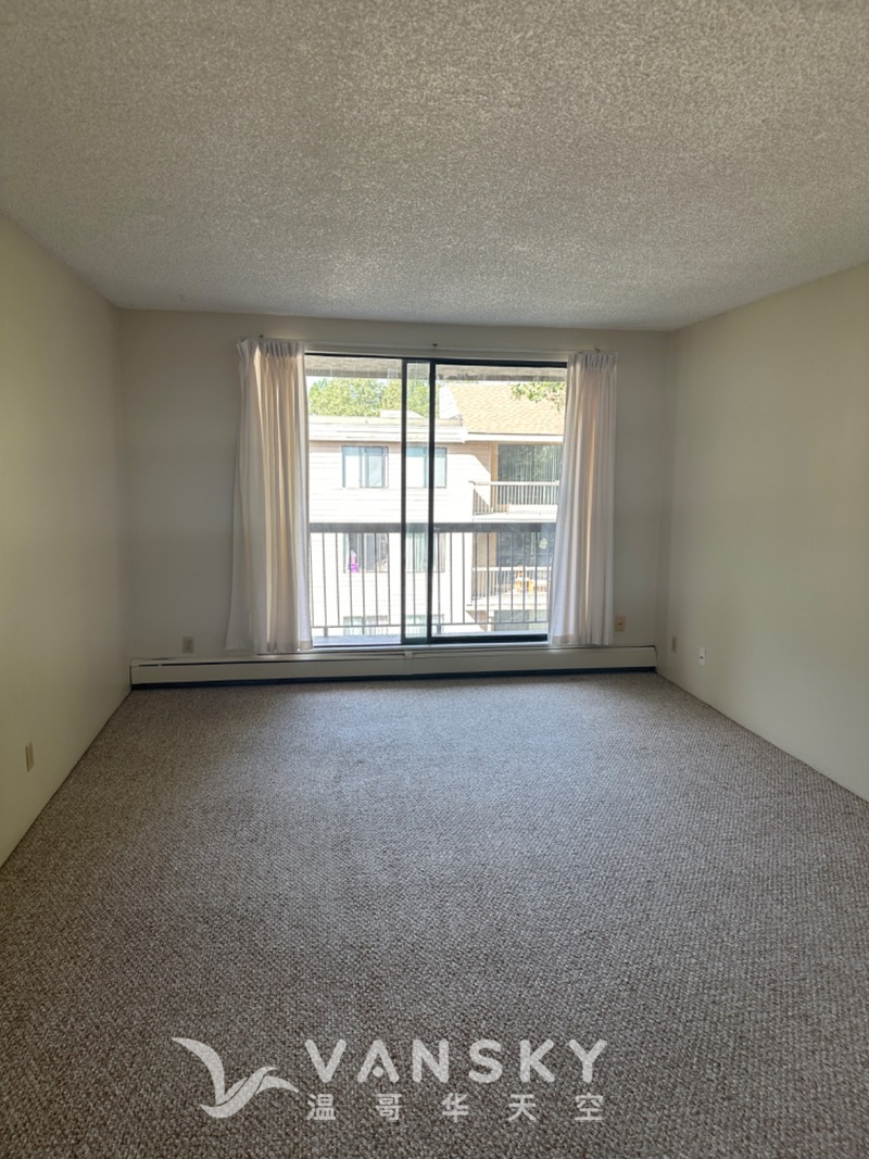 单房分租 列治文Richmond 厅长$650单身公寓