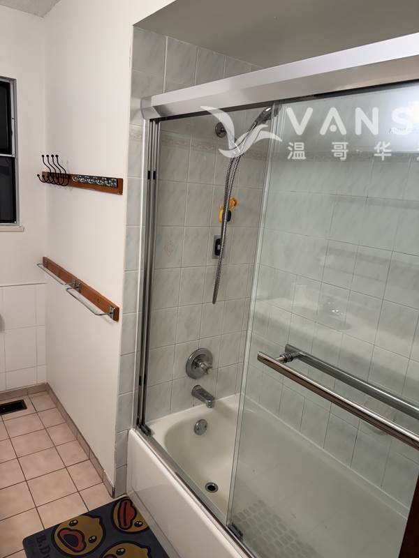 樓上三房兩廳全層