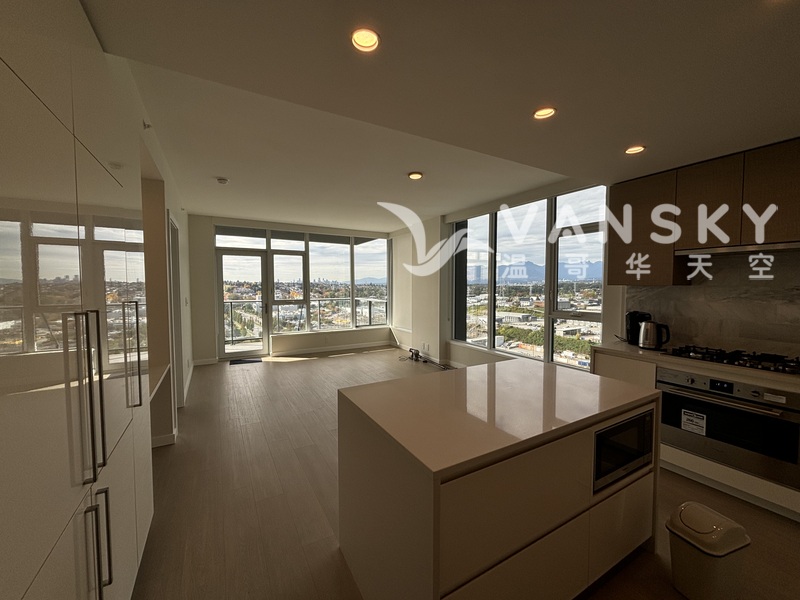 全新Gilmore天车站楼上2b2b1den公寓