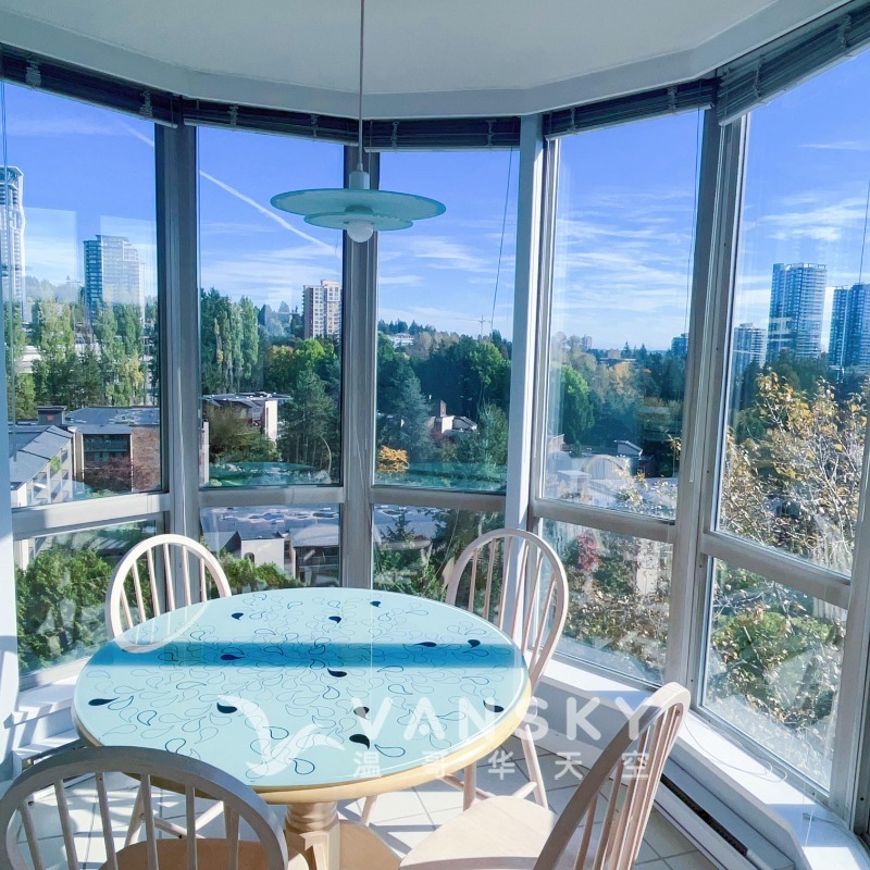 Burnaby新装修两室两卫高层公寓，带家具，新电器