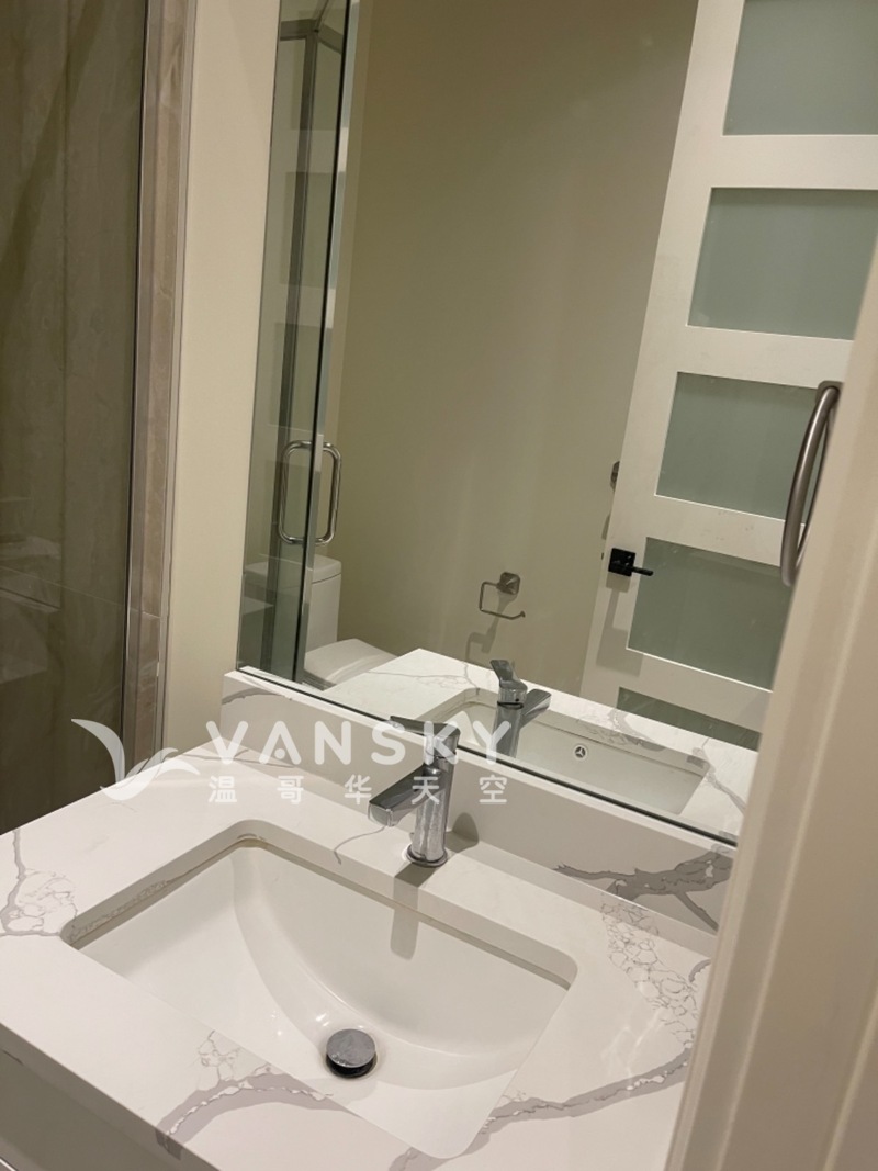 出租列治文市中心独立屋一房一厅