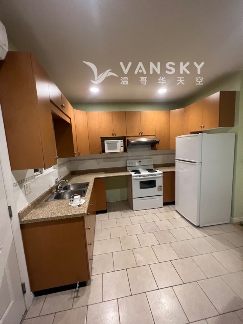 温哥华本拿比1厅1房1卫出租