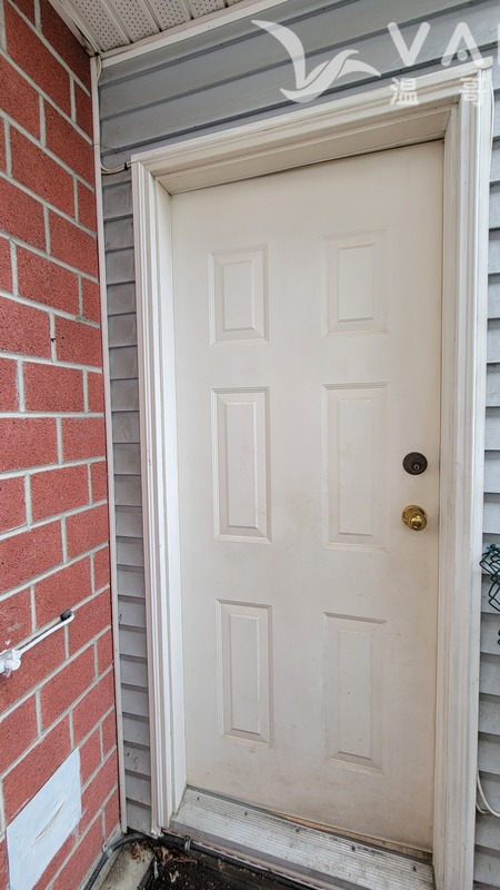 温哥华东区2房1厅1卫出租