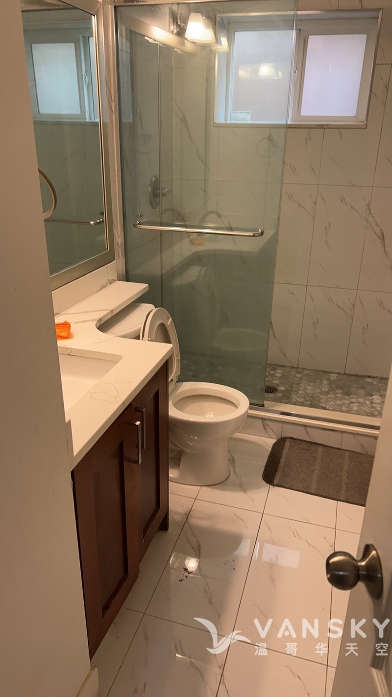 本拿比两房一厅出租