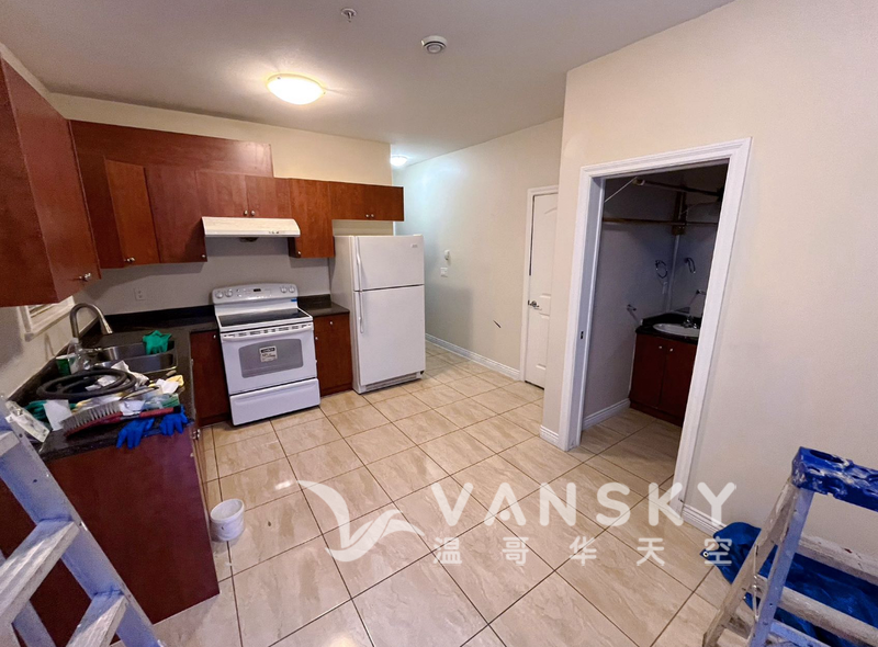 Kingsway 夾41街兩房一衛浴 平地房