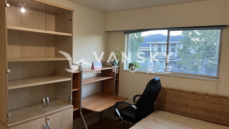 伦敦中学旁单房出租