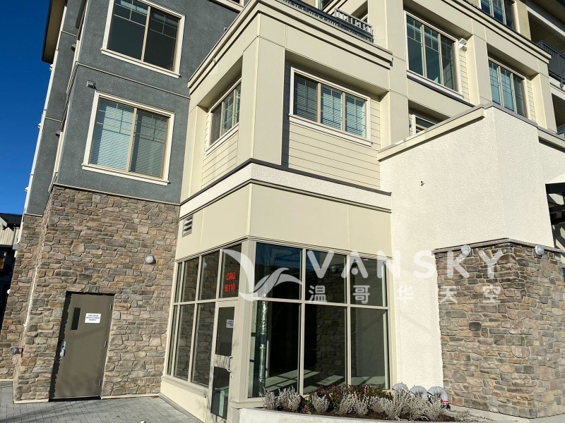 兰里 Willoughby 特大2年新一房一厅一Den公寓出租