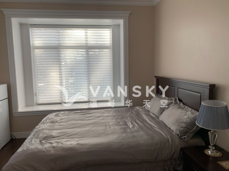 Metrotown RoyalOak 天车站 3年新楼上 套房 独立卫浴