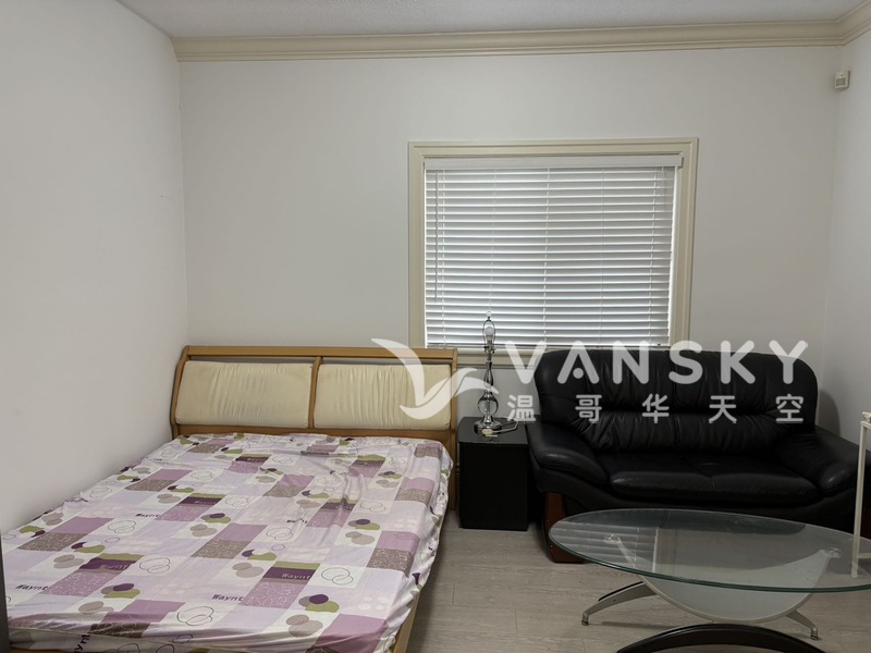 烈治文单房出租