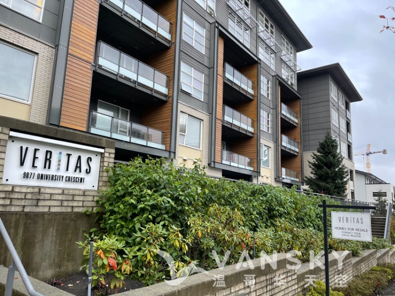 SFU主卧出租（次卧有SFU室友）