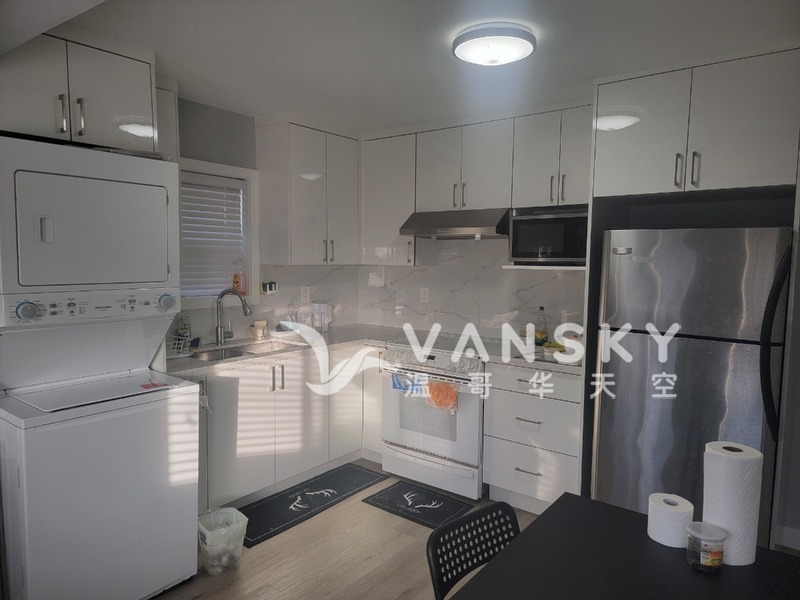 温哥华nanaimo和19街三房一厅一厨房