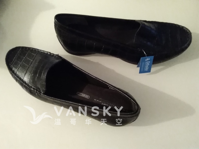 6.5 new Rockport shose