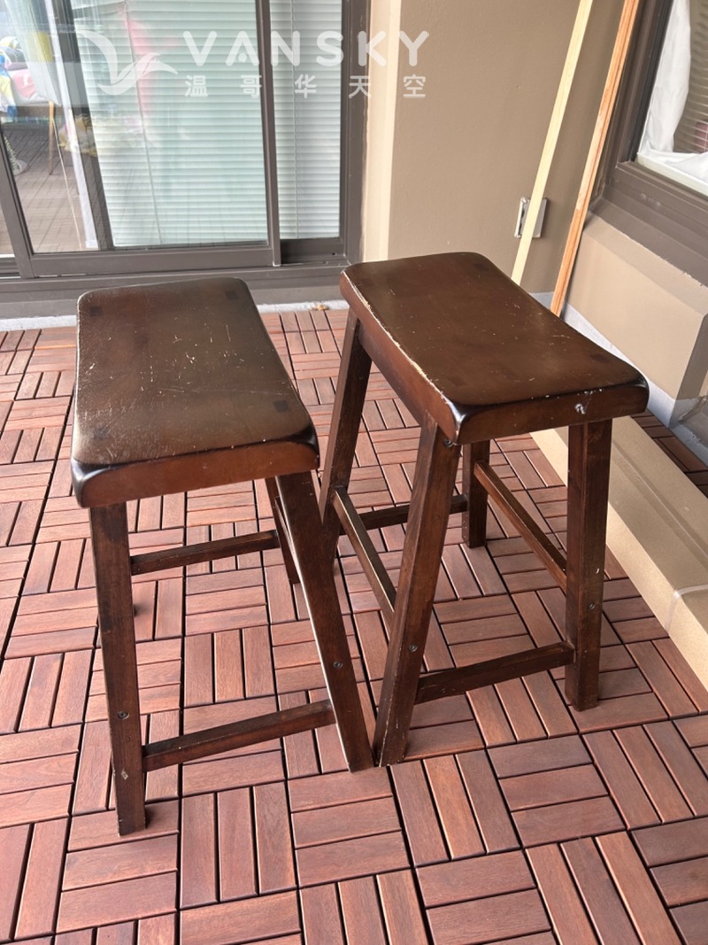 转让ikea餐桌带二把餐椅