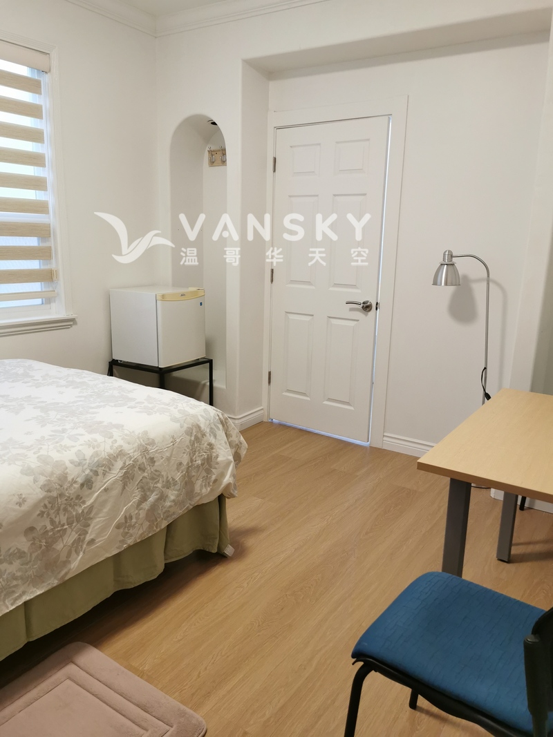 列志文独立屋一楼有房间出租