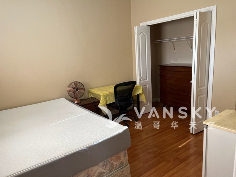 列治文一房一廁