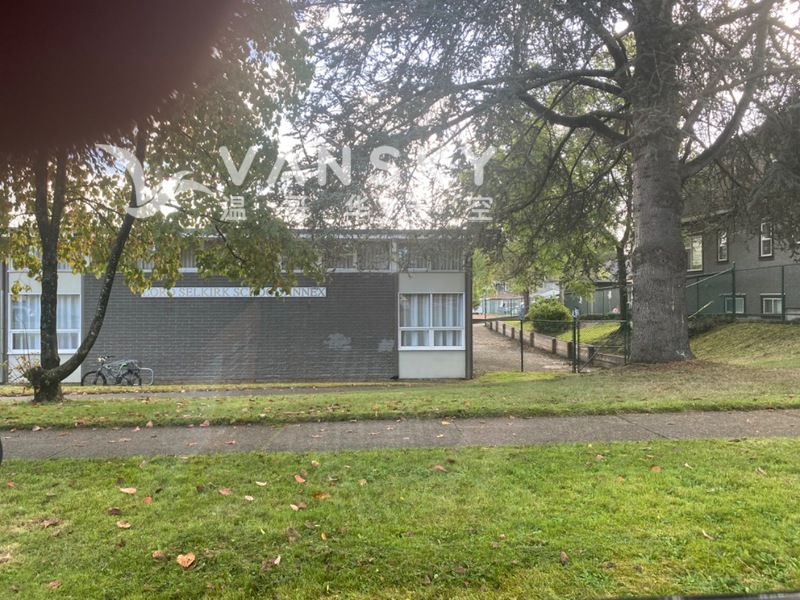 東E 33 内街， 平地，2房1 厨一厅