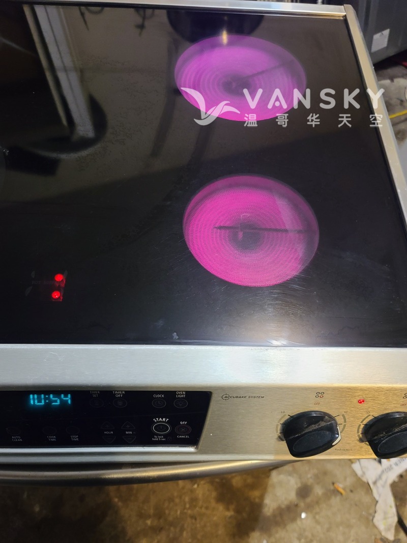 装修出不锈钢炉子和抽油烟机