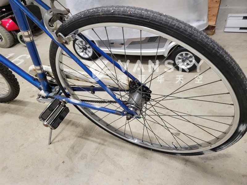 24寸双避震70元24寸轻便60元