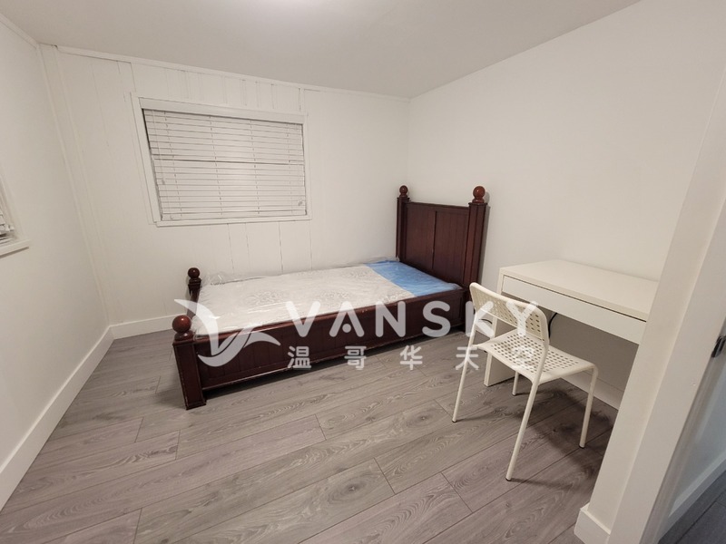 温哥华  House 分租, 招女生