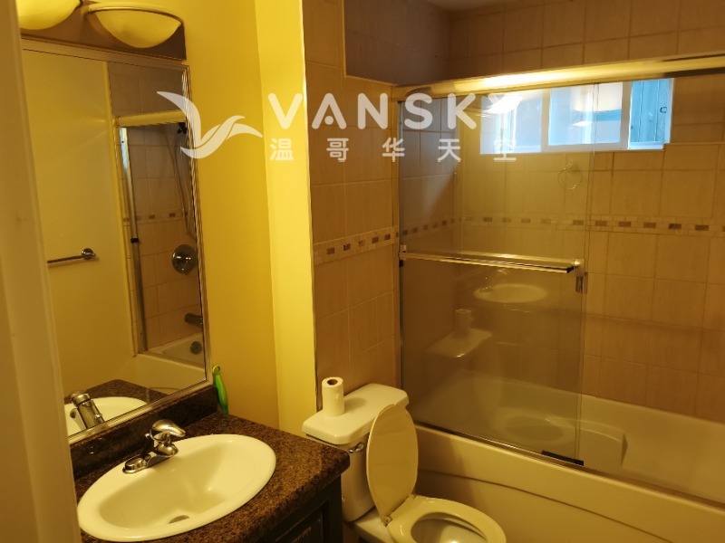 Burnaby 2房寻找整洁租客