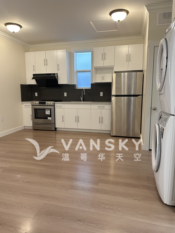 列治文独立屋两房一厅出租