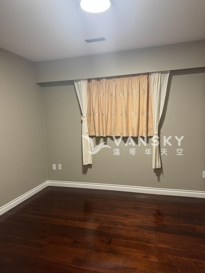 温东两房一厅一卫