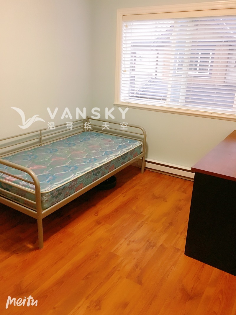 列治文楼上敞亮雅房出租