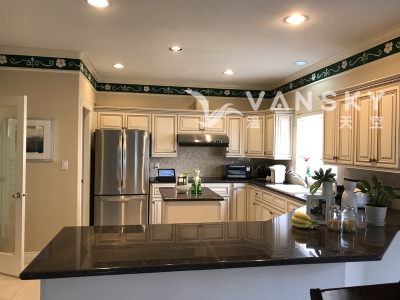 列治文豪华独立屋独立套房/单房出租