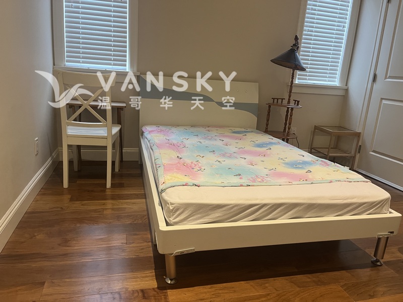 NO1夹Blundell两室出租