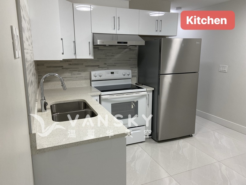 南本拿比Rumble & Nelson 新house半地下室两房一厅出租