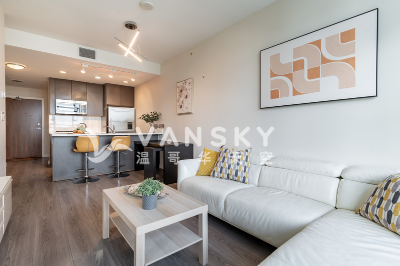 列治文中心一室一den出租