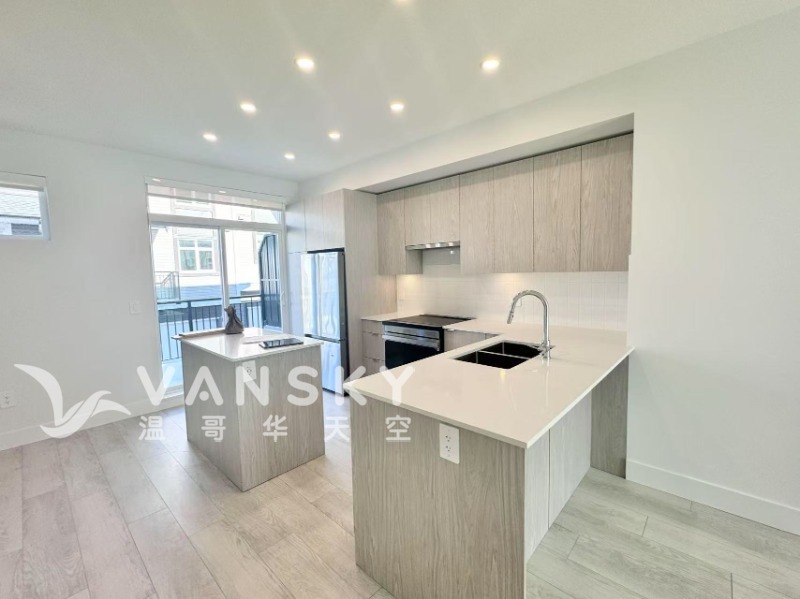 全新! 南素里联排出租（有空调 电车充电桩）