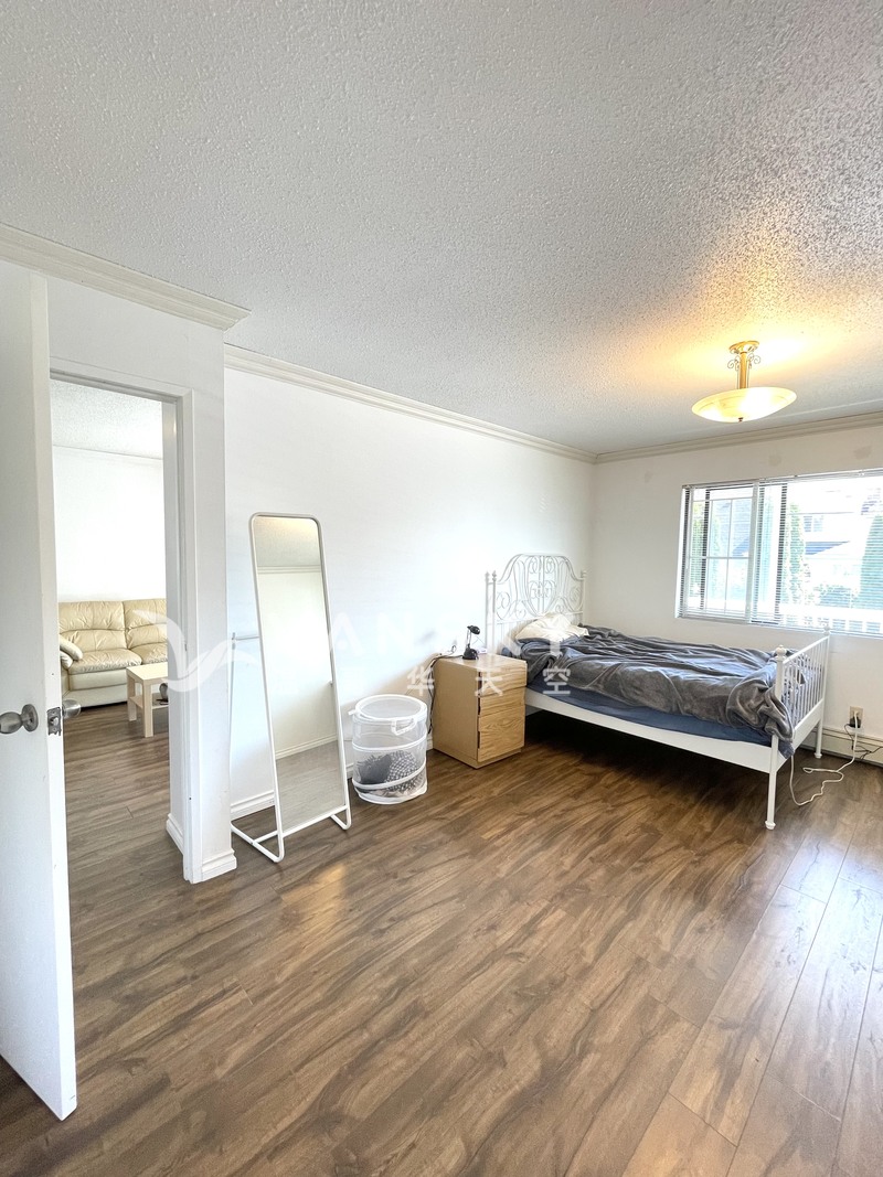 温东近nanaimo 天车站有一单房出租，有独立卫生间