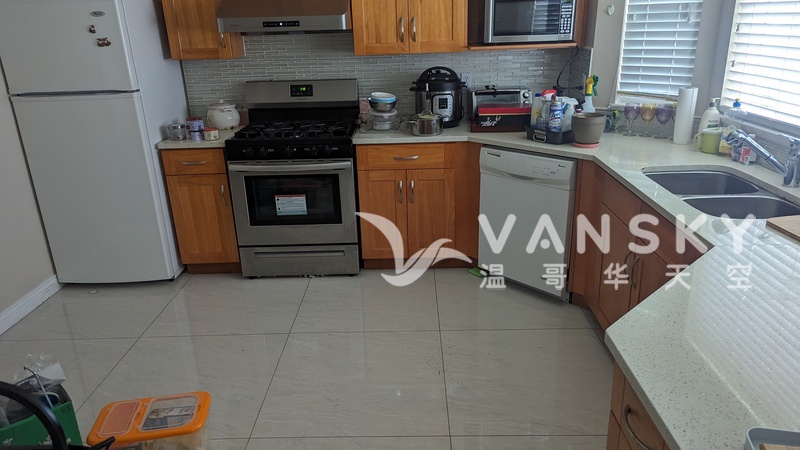 列治文獨立屋單房出租